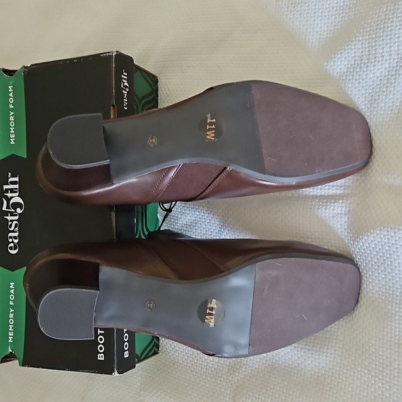 Booties - Picture 3 of 5